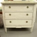 846 1428 CHEST OF DRAWERS